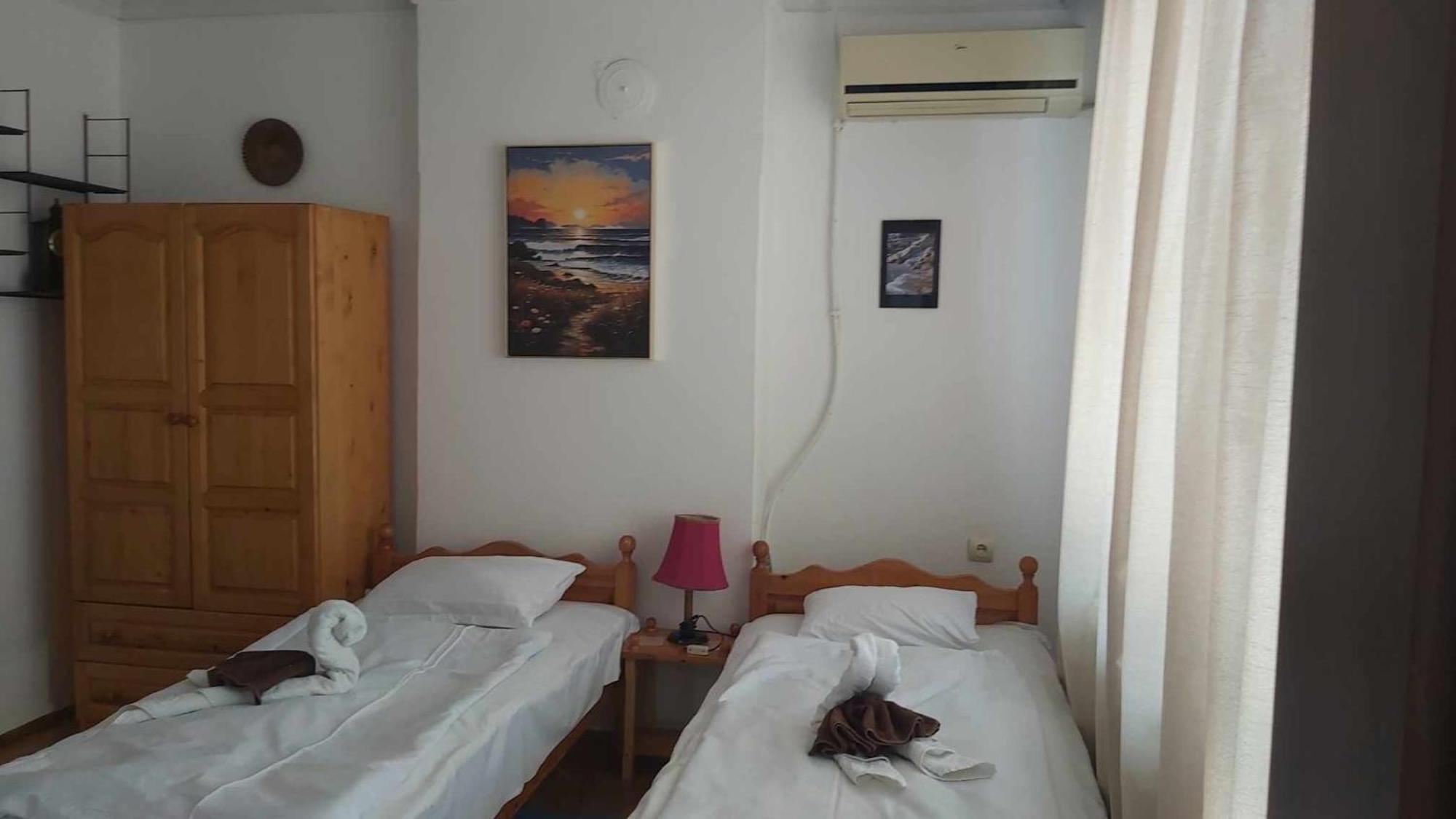 Guest Rooms Grudovi Obzor Eksteriør bilde